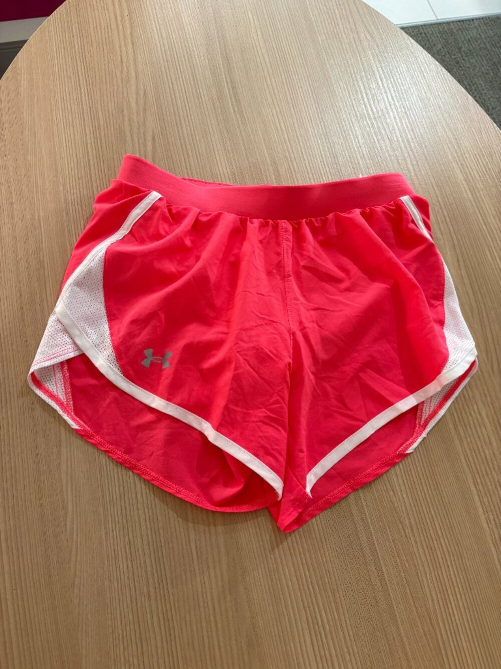 Under Armour Running Shorts XS Xtra Small Bright Pink White Lined Drawstring